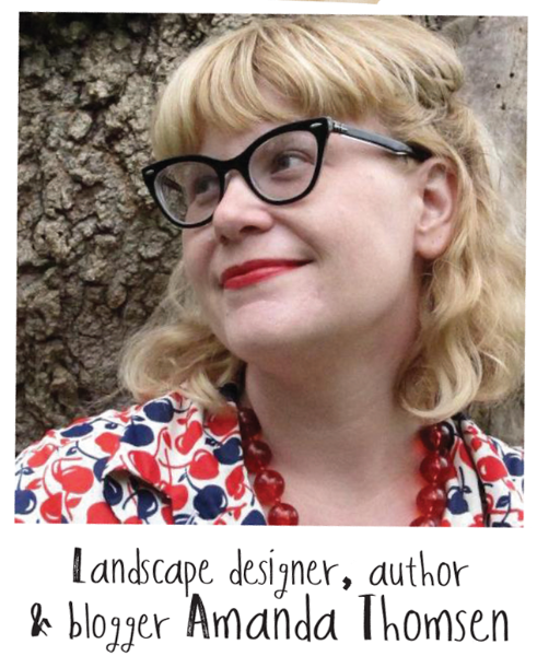 Image of the author Amanda Thomsen  - blond with black glasses